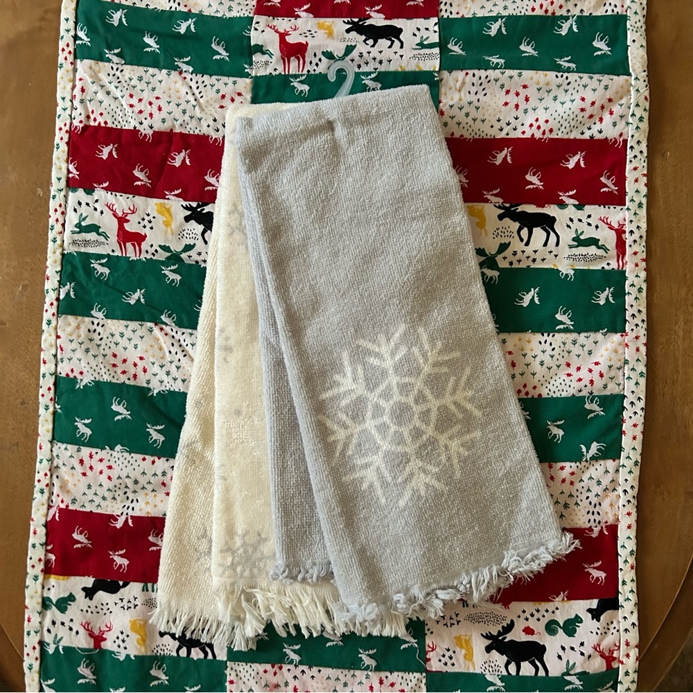 Wondershop Winter-Themed Kitchen Terry Towels-set of 2. New